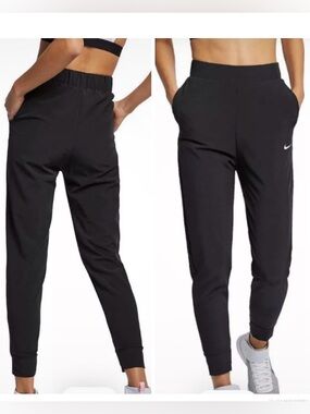 Nike Dri Fit Bliss Victory Training Pants Women Small Black Tapered Jogger Ankle